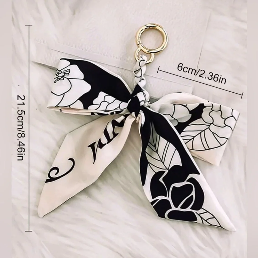 Large Silk Bowknot Keychain/Bagcharm - Picture 2 of 4